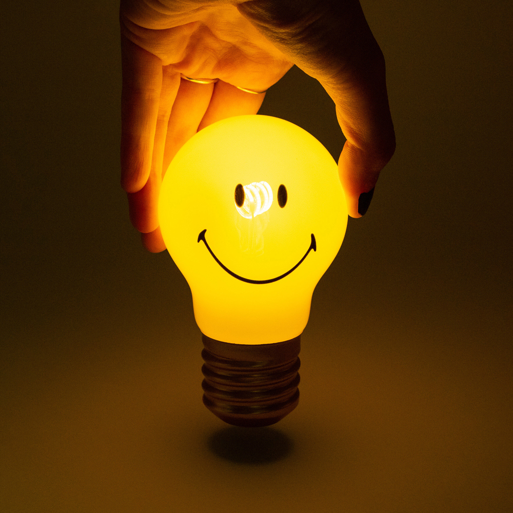 Suck UK Cordless Smiley Rechargeable Lightbulb